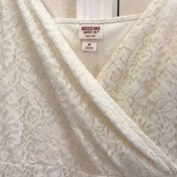 Cream lace dress - Picture 2 of 2